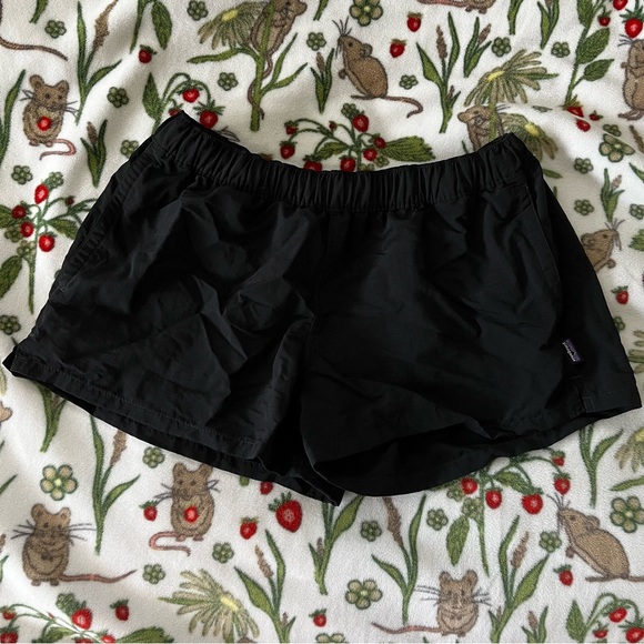 Black Patagonia Baggies - Picture 1 of 6